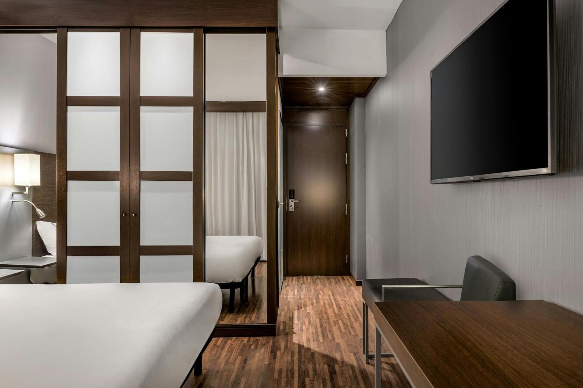 Ac Hotel By Marriott Pisa Bagian luar foto