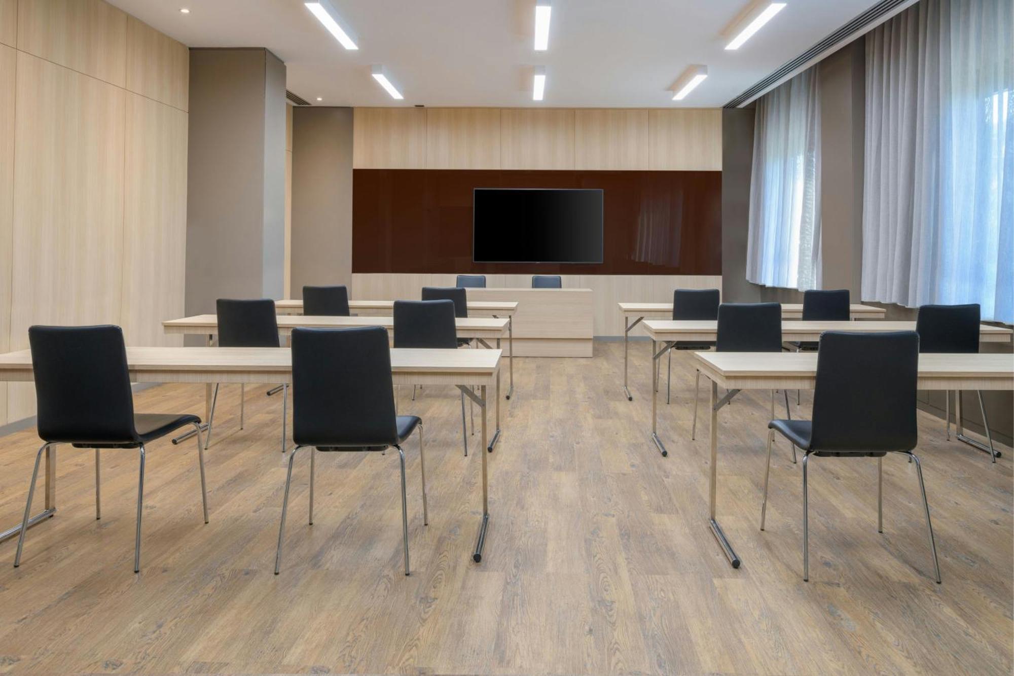 Ac Hotel By Marriott Pisa Bagian luar foto