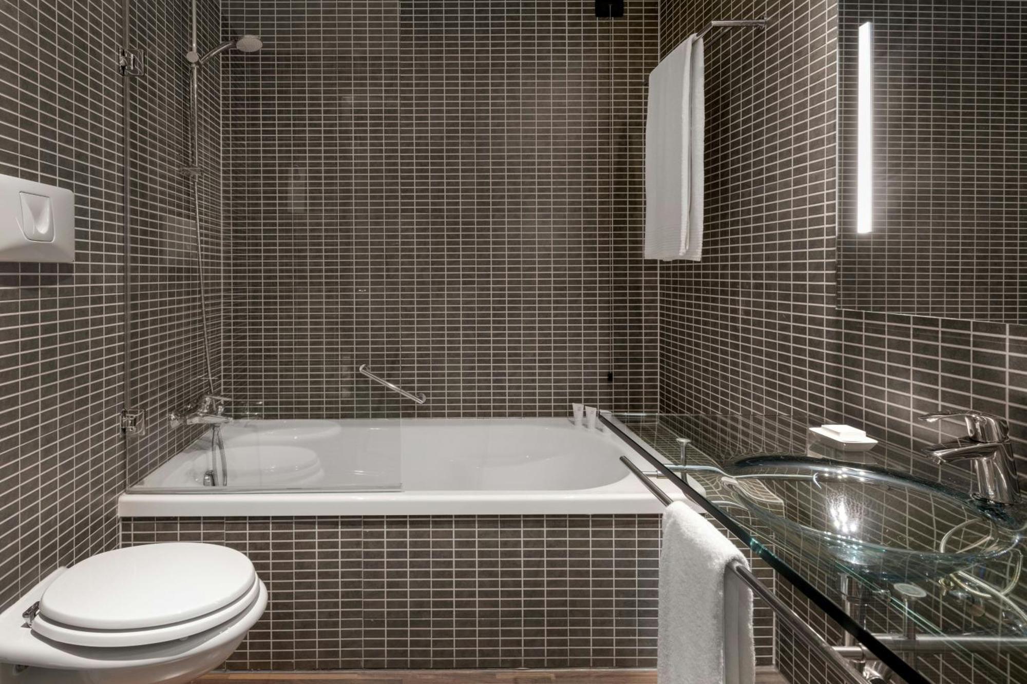 Ac Hotel By Marriott Pisa Bagian luar foto